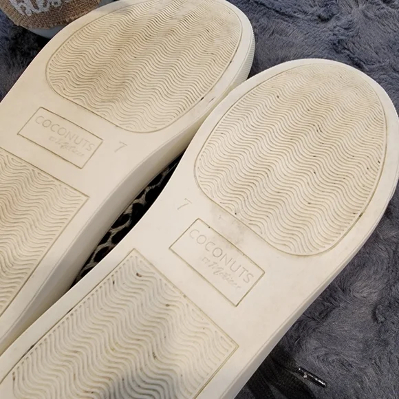 Coconuts by Matisse Relay Animal Print Sneakers 7 M - Picture 14 of 16